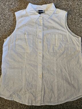 Venezia Jeans White Sleeveless Shirt Size 18/20